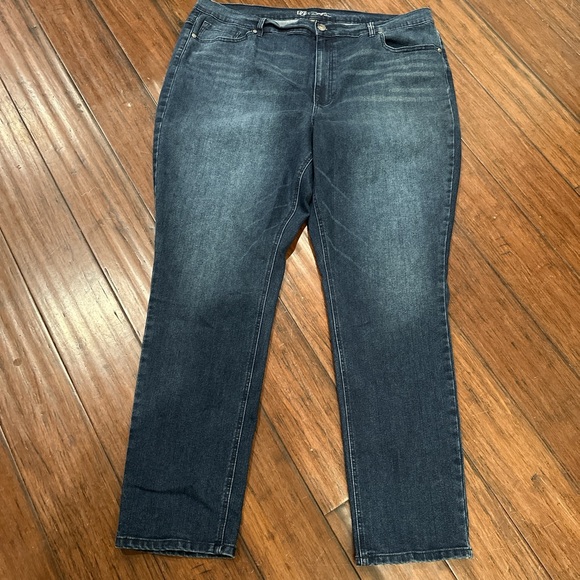 Dg2 by Diane Gilman skinny jeans size 22 - Picture 2 of 4
